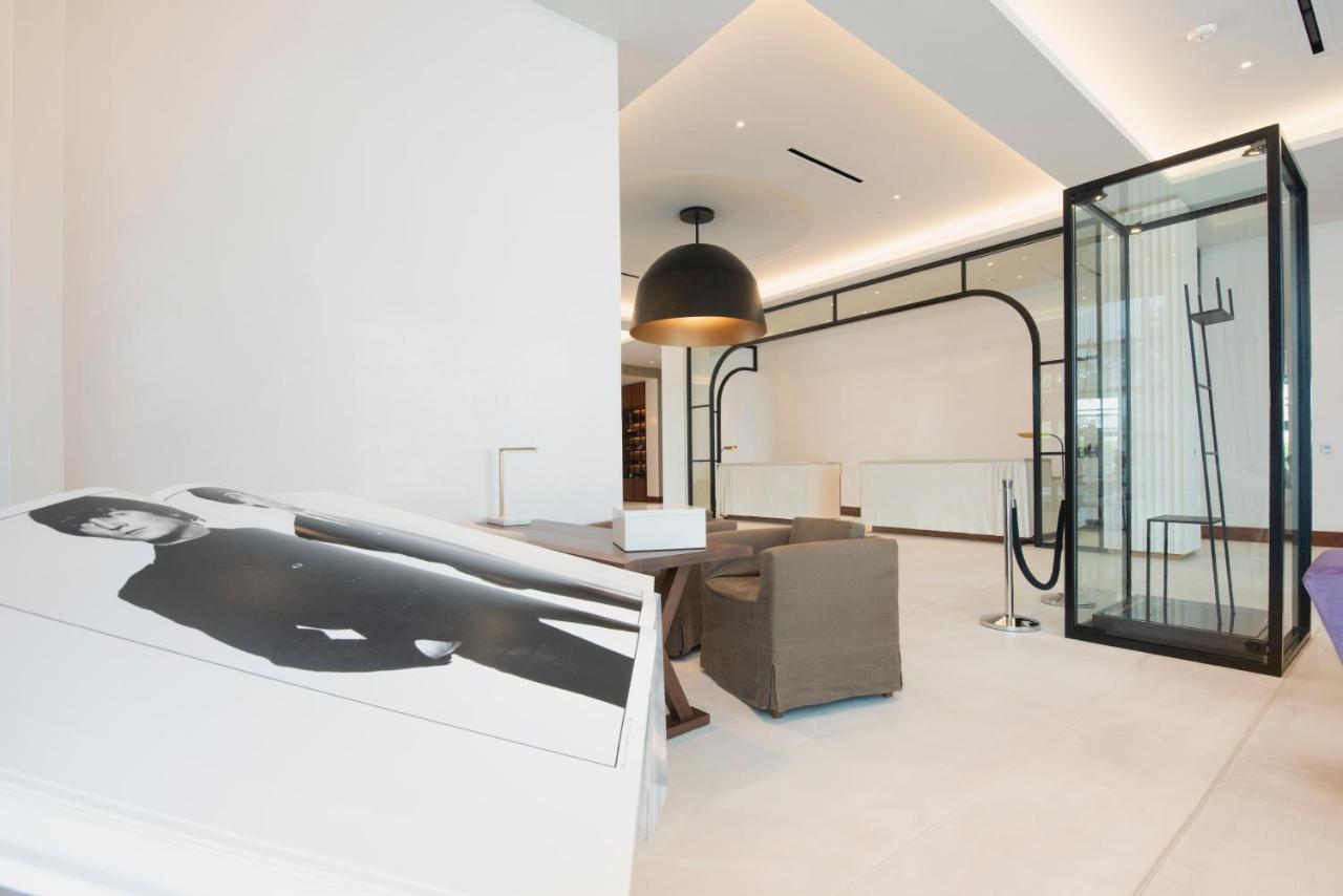 ette luxury hotel&spa Four Corners Extérieur photo The interior of the new building