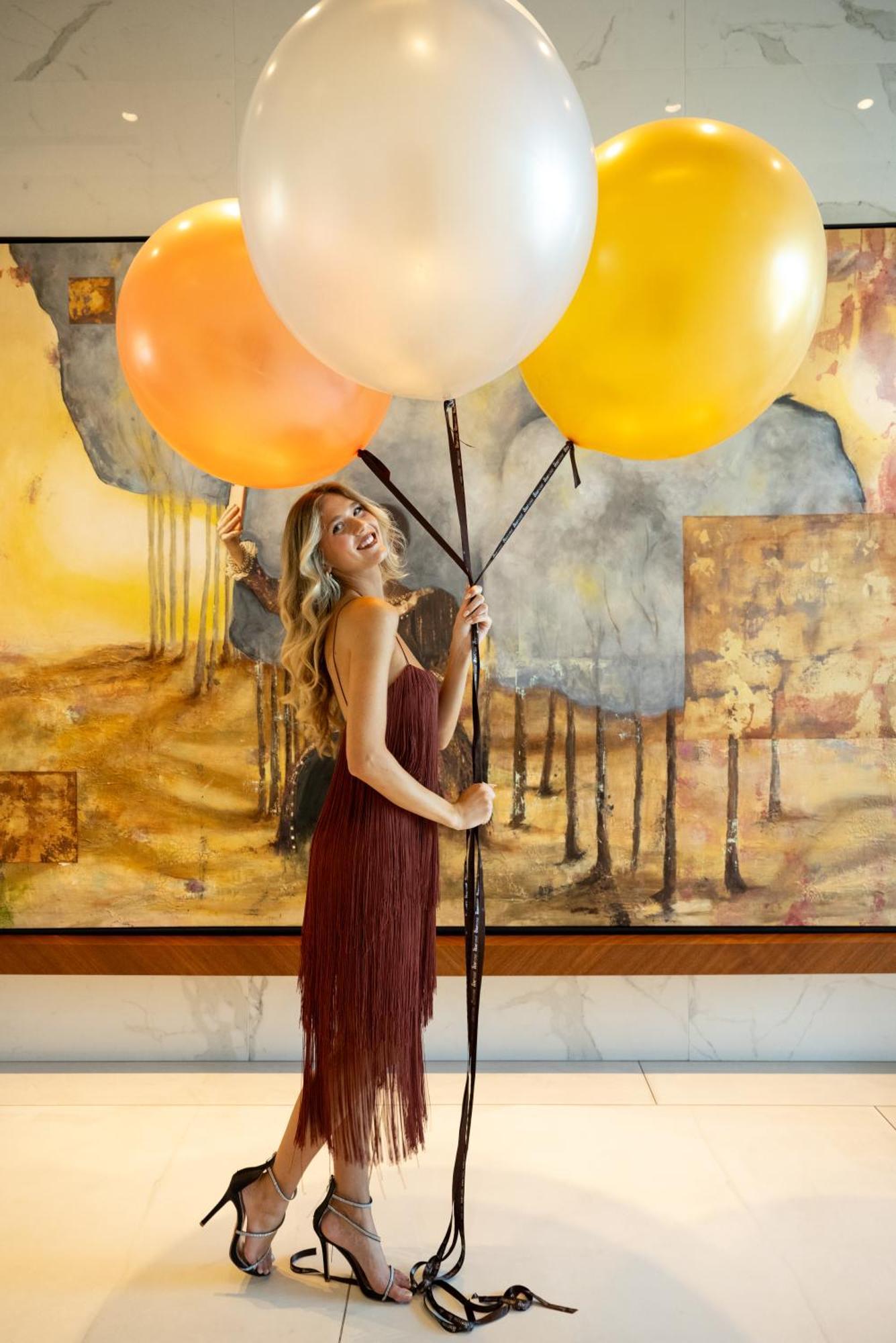 ette luxury hotel&spa Four Corners Extérieur photo A model with balloons