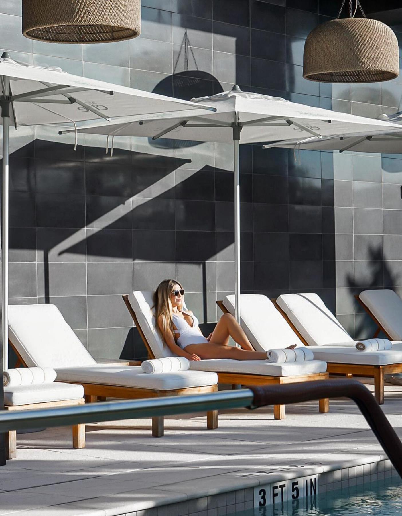 ette luxury hotel&spa Four Corners Extérieur photo The pool at the W South Beach